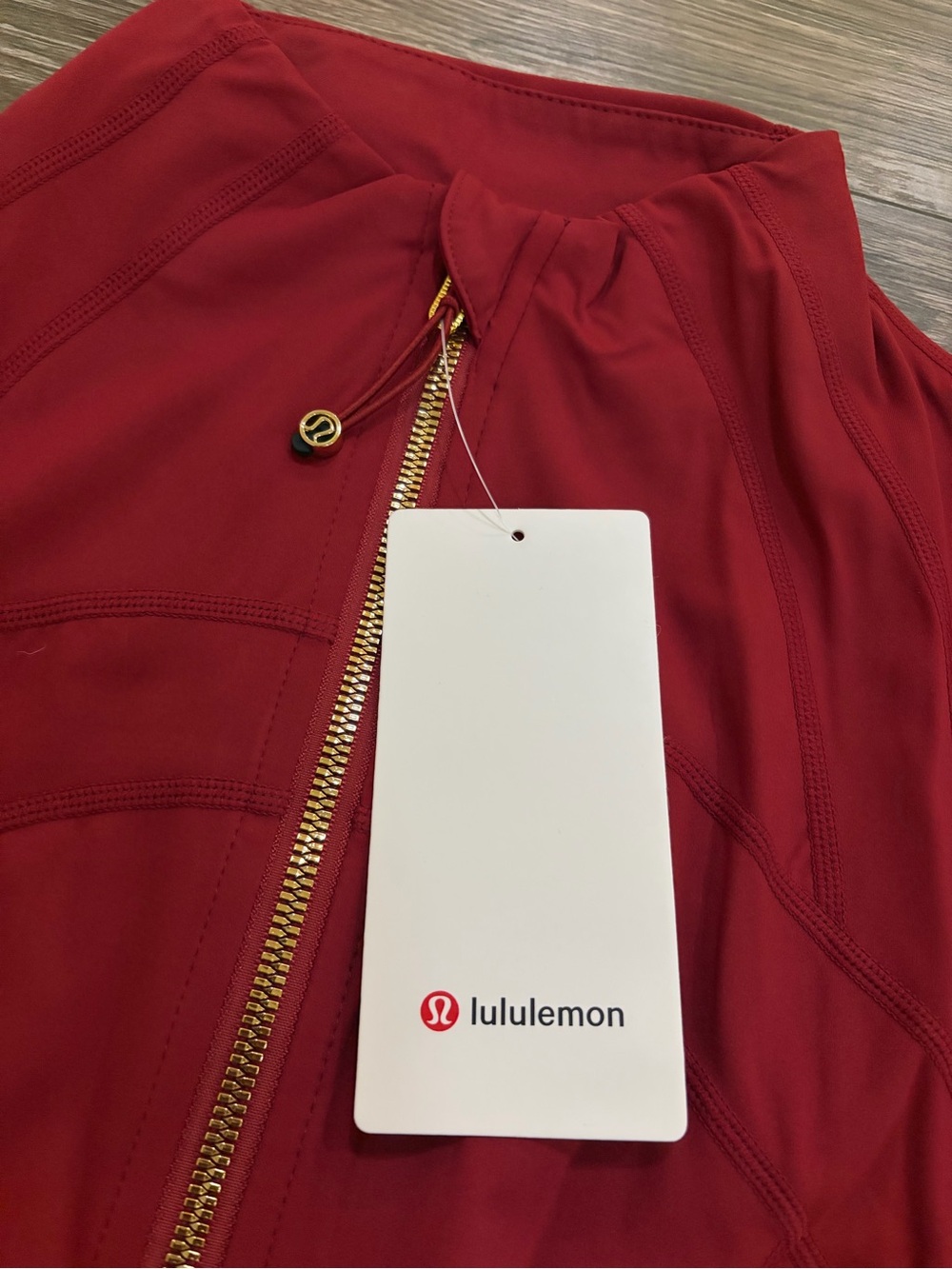 🍷 Burgundy Lululemon Nulu Define Jacket Gold & Align Pant 25” Set multiple sizes - Picture 4 of 10